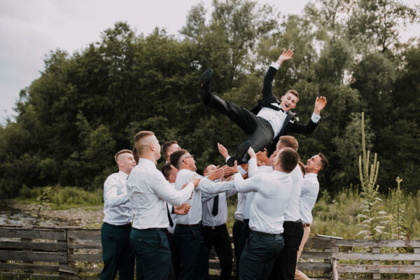 zimne ognie na weselu, oczepiny, ślub w Warszawie