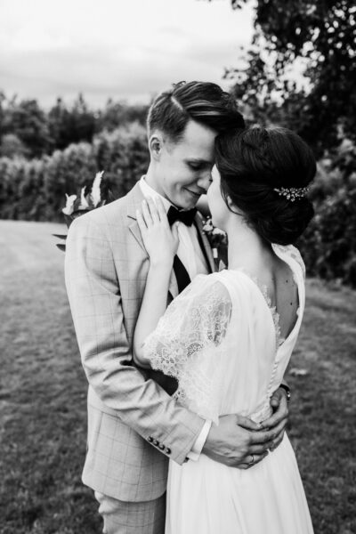 sesja ślubna golden hour, sesja ślubna w mieście, sesja ślubna na zamku