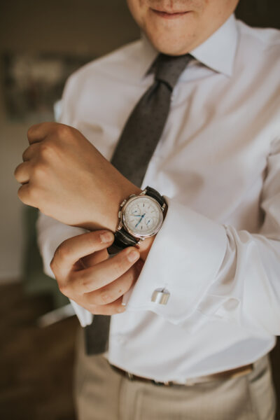 przygotowania ślubne w Warszawie, first look, detale z przygotowań ślubnych