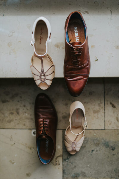 przygotowania ślubne w Warszawie, first look, detale z przygotowań ślubnych