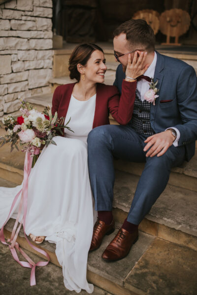 sesja ślubna golden hour, sesja ślubna w mieście, portrety