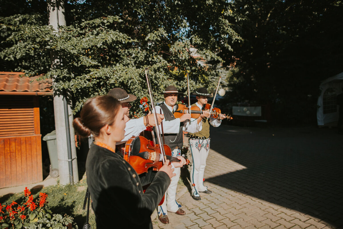 ślub w Rabce-Zdrój, wesele w ogrodzie, wesele pod namiotami, wesele w domu rodzinnym