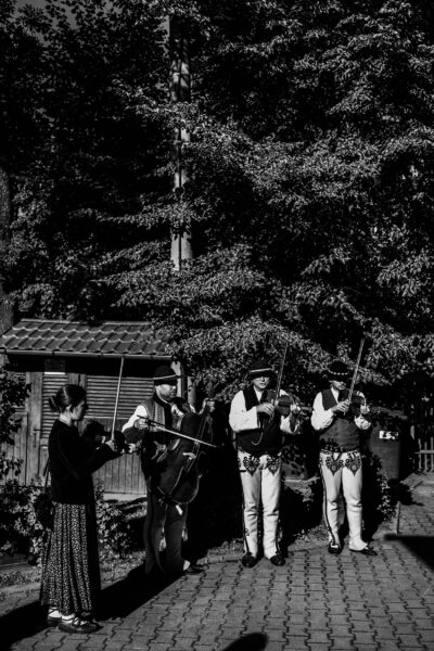 ślub plenerowy, wesele w namiotach, wesele na podwórku