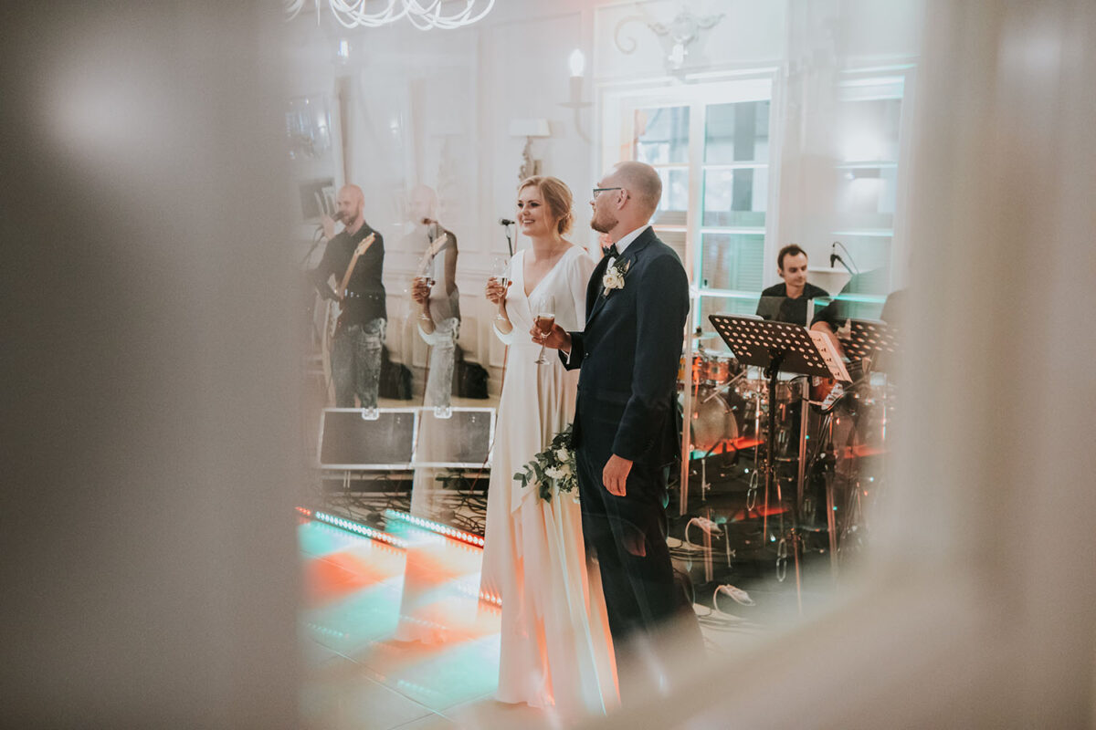 ślub Dwór Złotopolska Dolina, ślub cywilny w ogrodzie