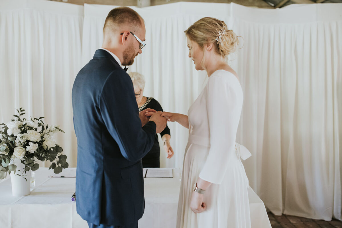 ślub Dwór Złotopolska Dolina, ślub cywilny w ogrodzie