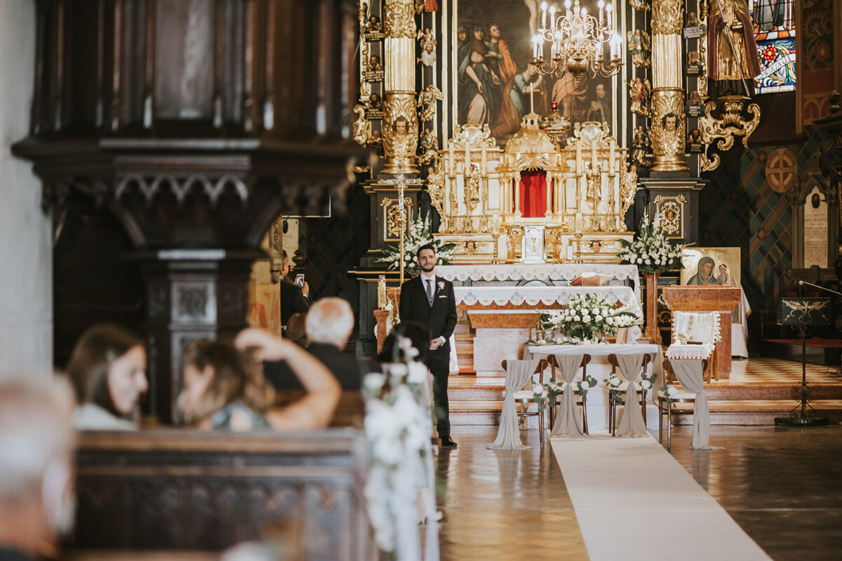 ślub w kościele pw. Wniebowzięcia NMP w Proszowicach, ślub pod Krakowem