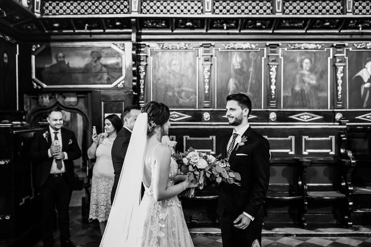 ślub w kościele pw. Wniebowzięcia NMP w Proszowicach, ślub pod Krakowem