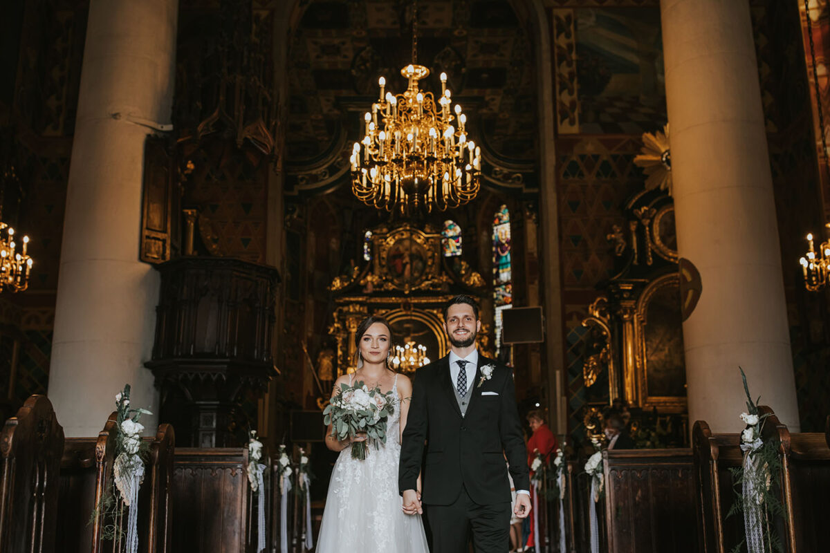 ślub w kościele pw. Wniebowzięcia NMP w Proszowicach, ślub pod Krakowem