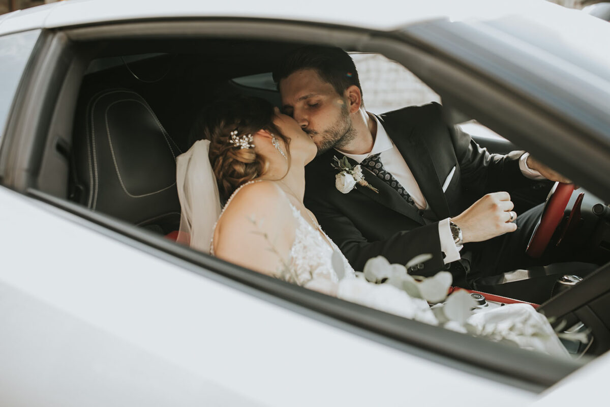 wesele w Dworzyszcze Wola, wesele w Krakowie, pierwszy taniec z konfetti