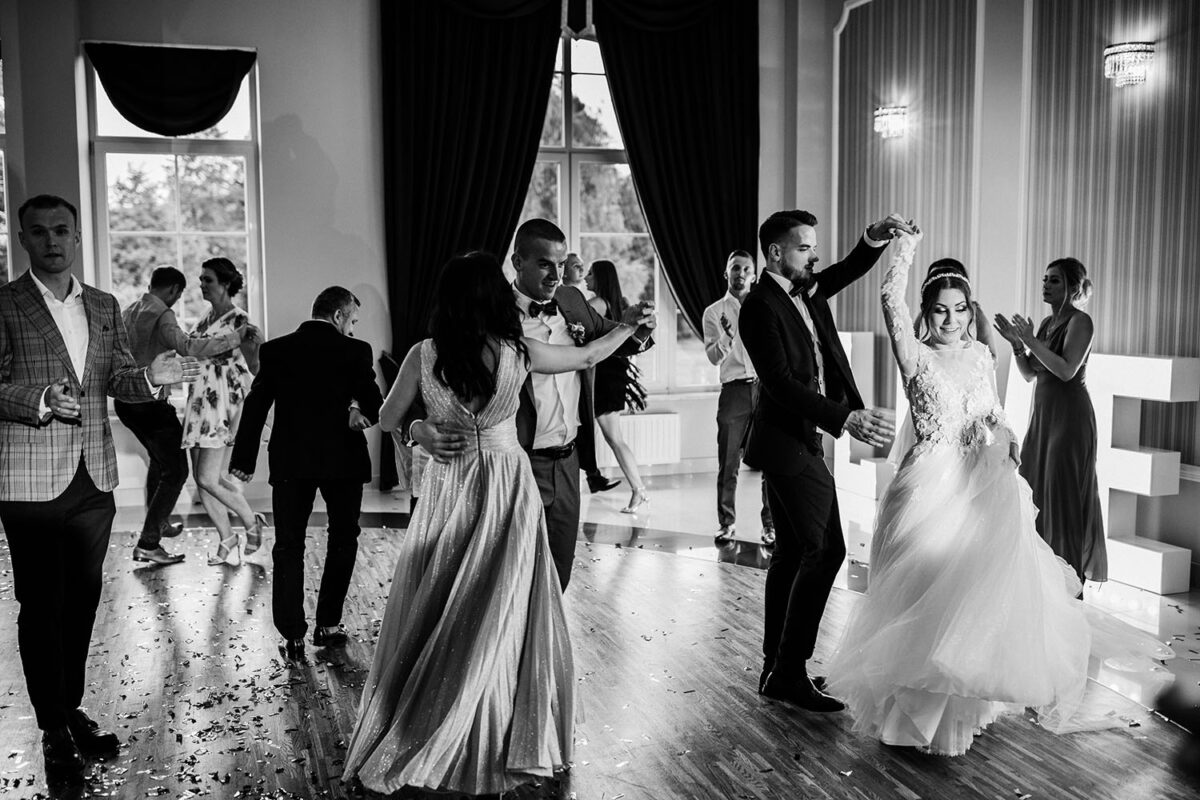 wesele w Kielcach, wesele w Szafranowym Dworze, sesja w dniu ślubu