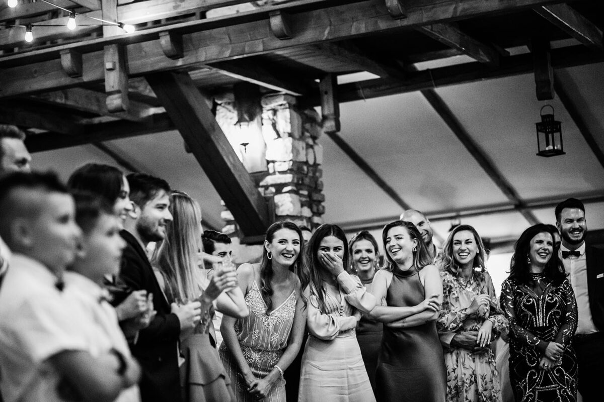 wesele w Dworzyszcze Wola, wesele w Krakowie, pierwszy taniec z konfetti