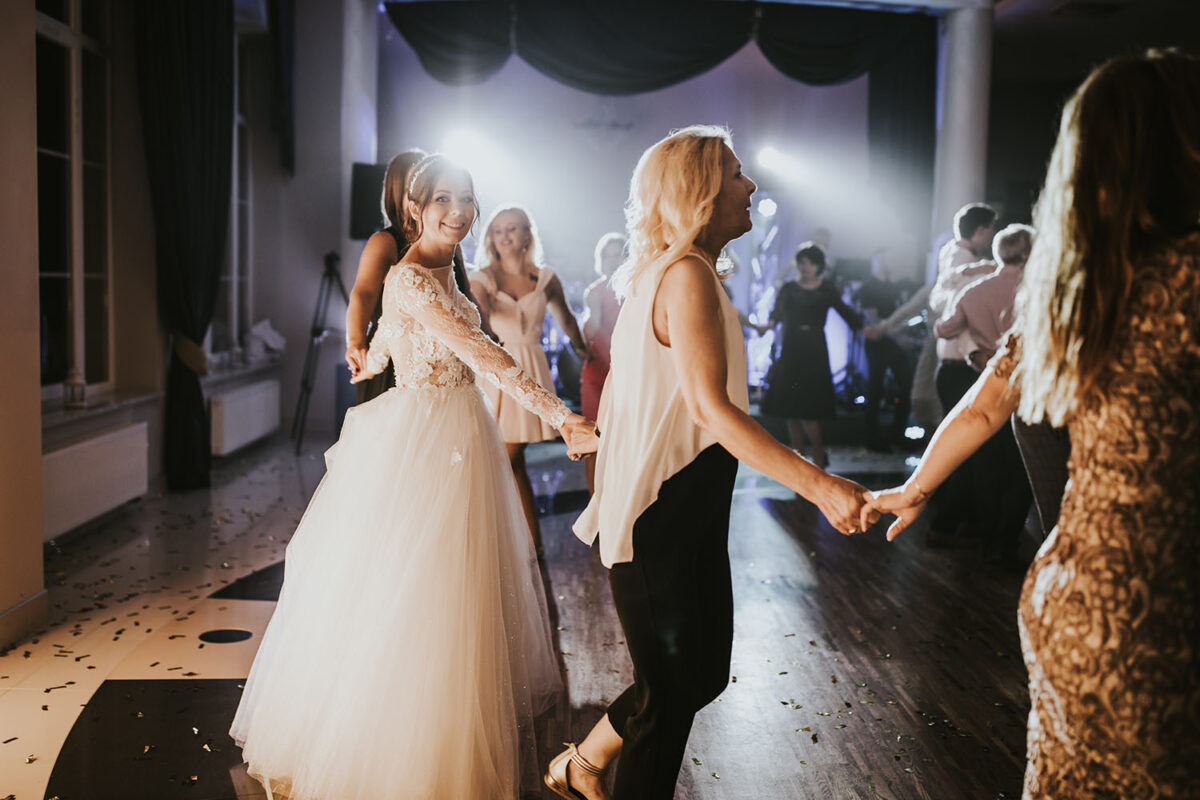 wesele w Kielcach, wesele w Szafranowym Dworze, sesja w dniu ślubu