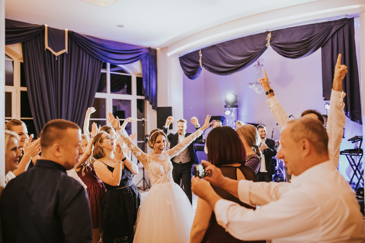 wesele w Kielcach, wesele w Szafranowym Dworze, sesja w dniu ślubu