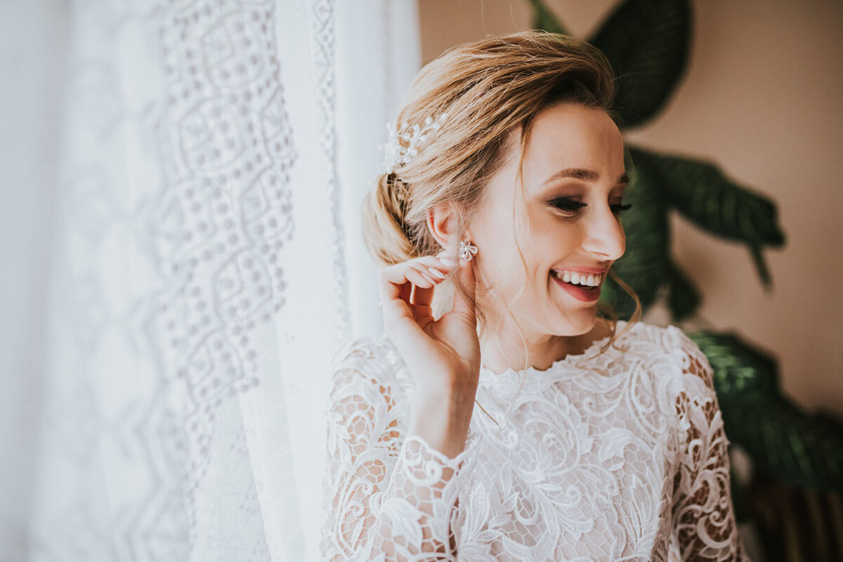 przygotowania panny młodej, fotograf ślubny Kielce, fotografia ślubna Kielce