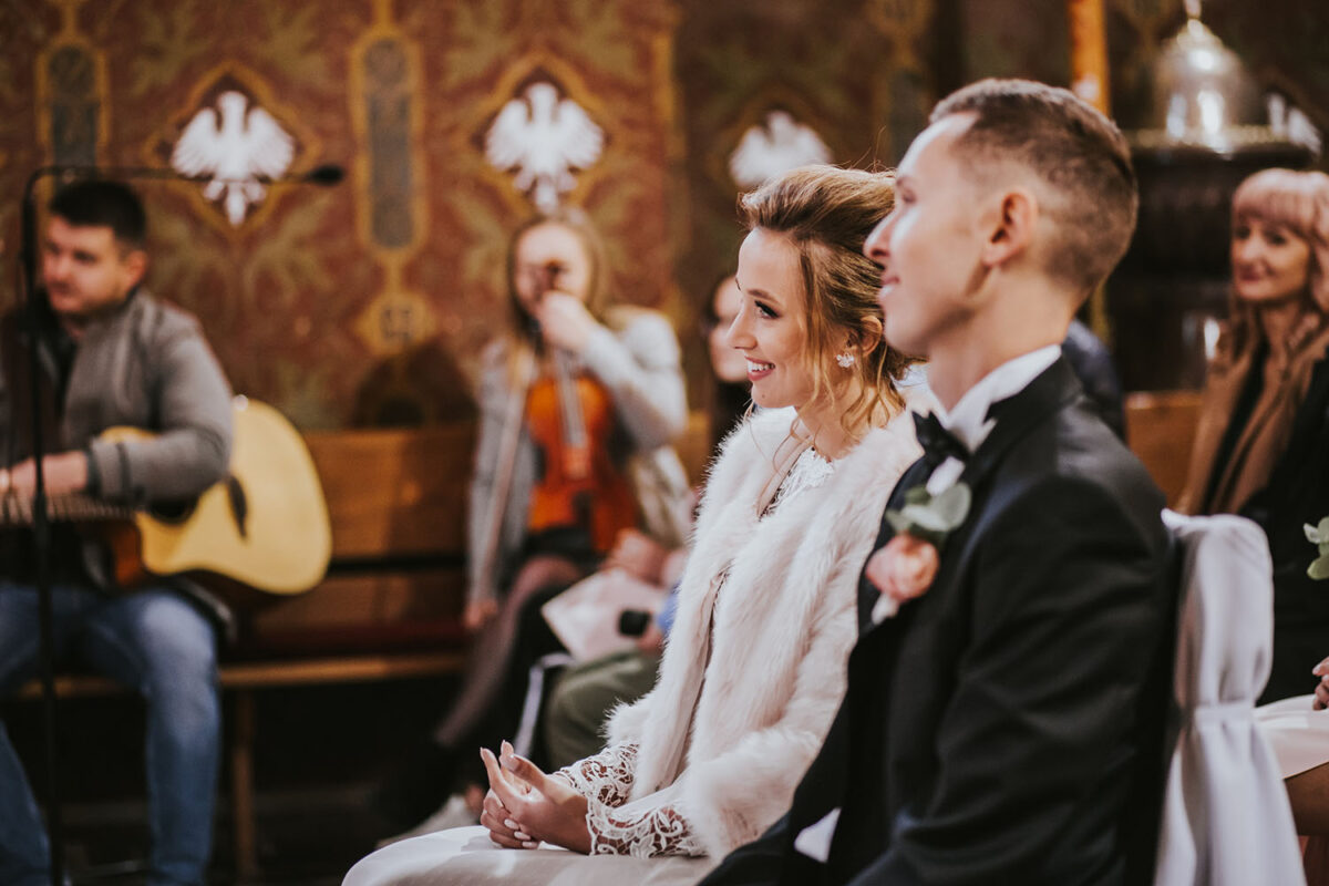 first look w ogrodzie, fotograf ślubny Kielce, przysięga małżeńska