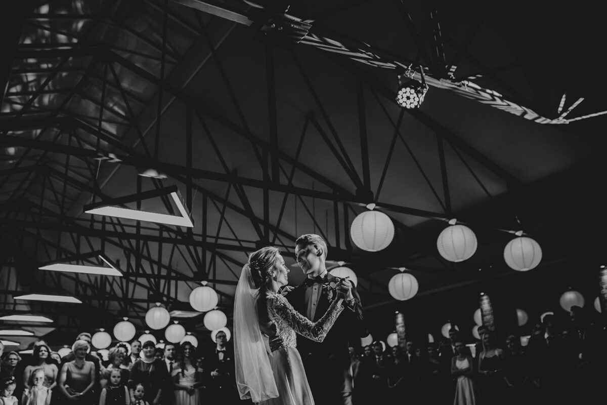 pierwszy taniec, wesele w Gościńcu za Borem, fotobudka na wesele