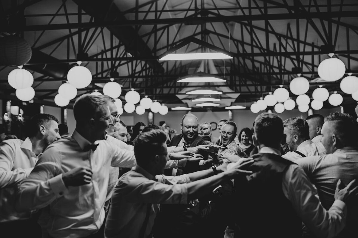 podziękowania dla rodziców, wesele w Gościńcu za Borem, fotograf ślubny Kielce