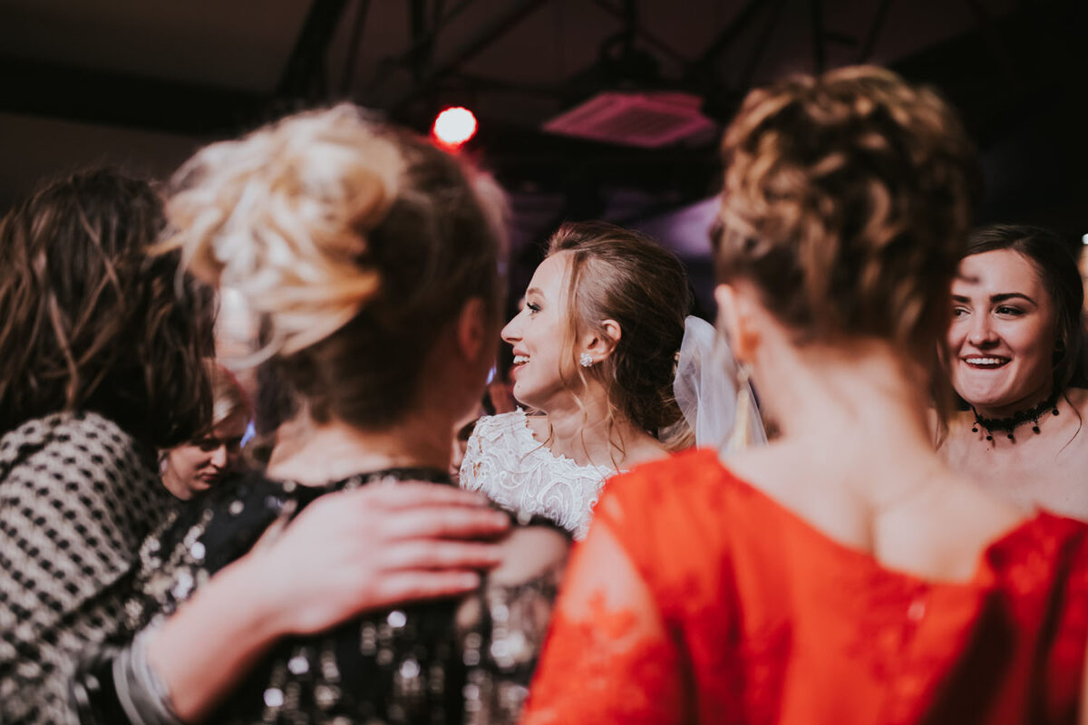 podziękowania dla rodziców, wesele w Gościńcu za Borem, fotograf ślubny Kielce