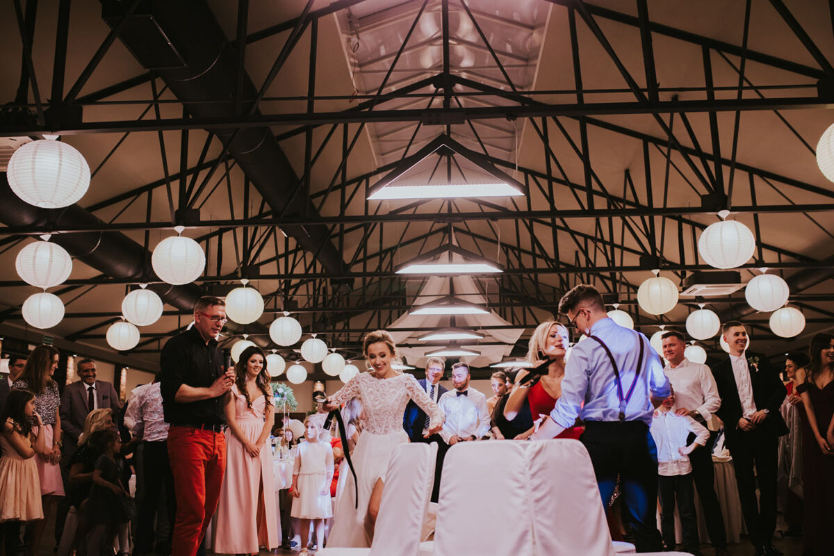 podziękowania dla rodziców, wesele w Gościńcu za Borem, fotograf ślubny Kielce