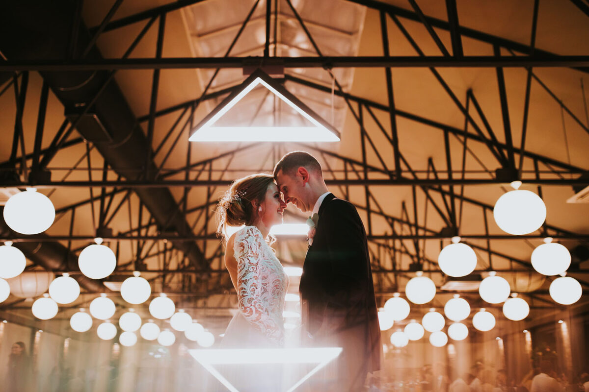 podziękowania dla rodziców, wesele w Gościńcu za Borem, fotograf ślubny Kielce