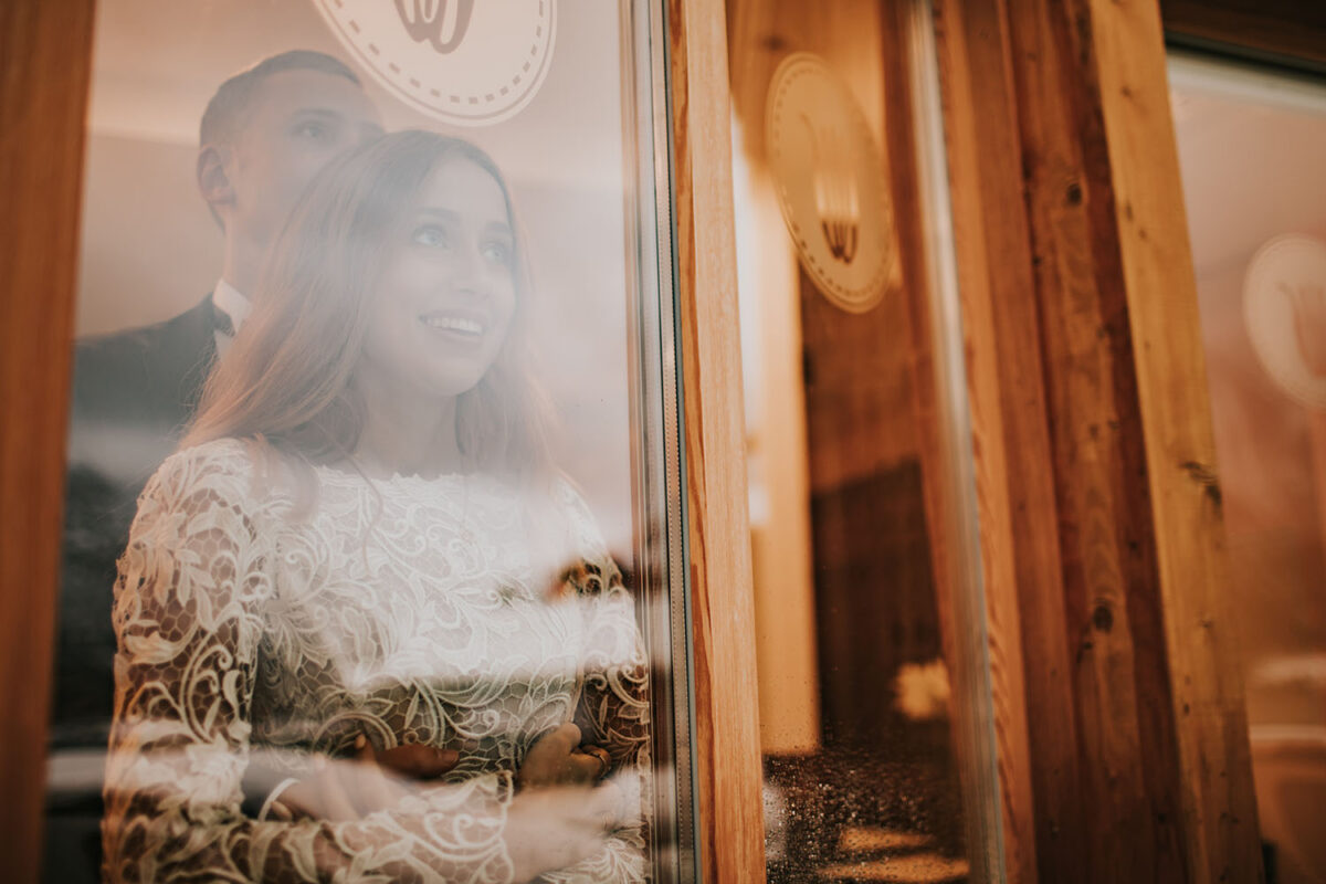 sesja ślubna zimą, sesja ślubna w Hallstatt, zimowa sesja ślubna w Hallstatt