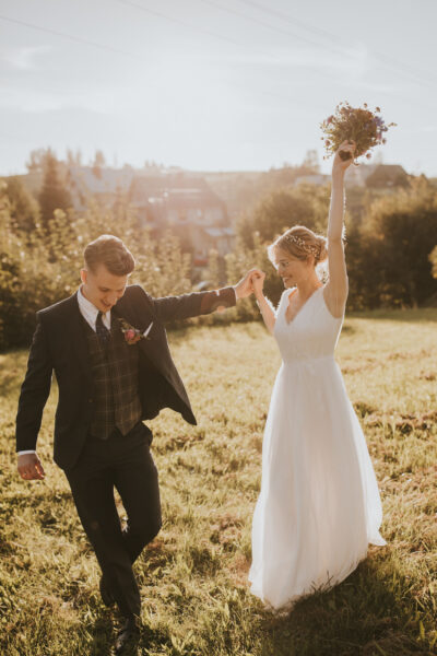 sesja ślubna w plenerze, sesja ślubna w lesie, sesja ślubna w Warszawie