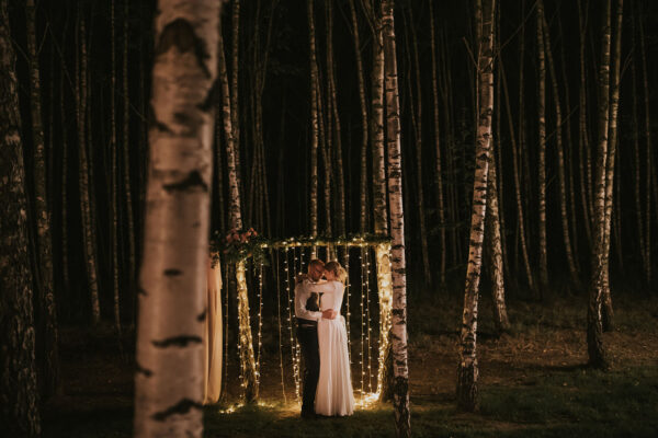 sesja ślubna w plenerze, sesja ślubna w lesie, sesja ślubna w Warszawie