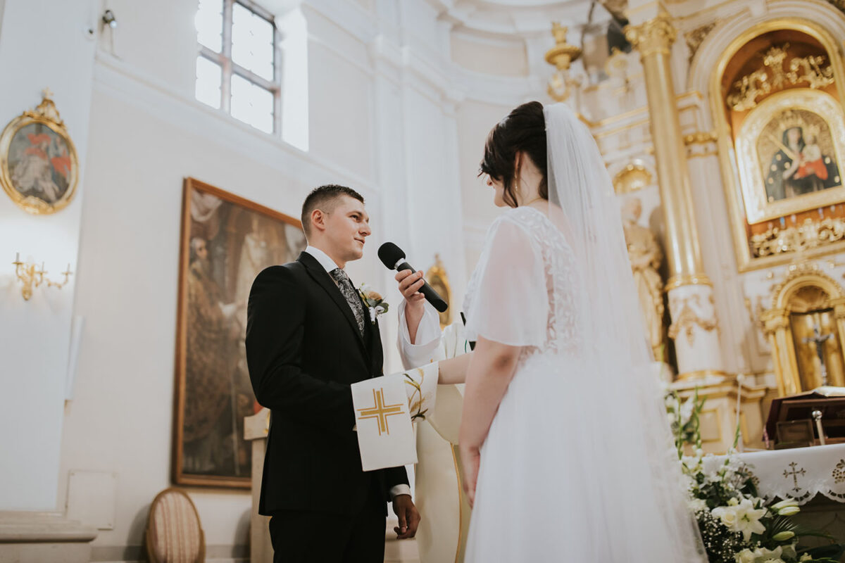 ślub w Górze Kalwarii, wesele pod Warszawą, kościół w Górze Kalwarii