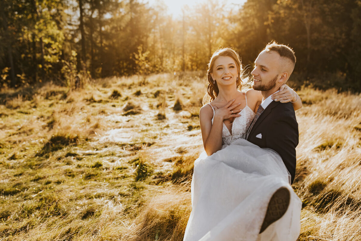 sesja ślubna w górach, sesja ślubna w Tatrach, suknia ślubna Carolina Prestige
