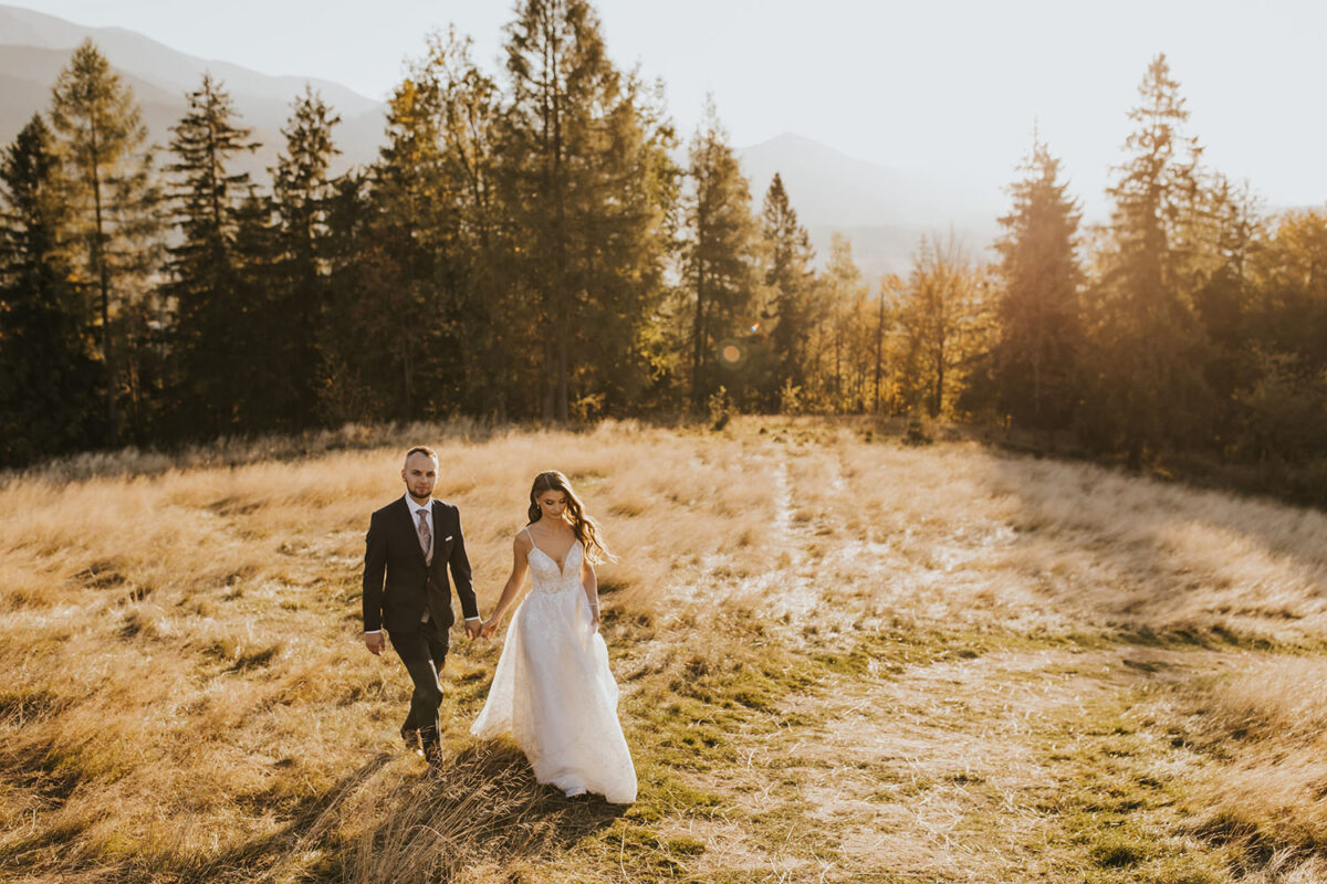 sesja ślubna w górach, sesja ślubna w Tatrach, suknia ślubna Carolina Prestige