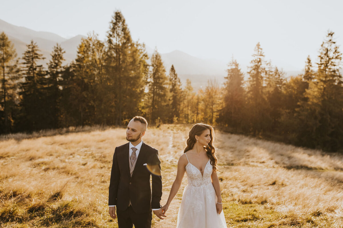 sesja ślubna w górach, sesja ślubna w Tatrach, suknia ślubna Carolina Prestige