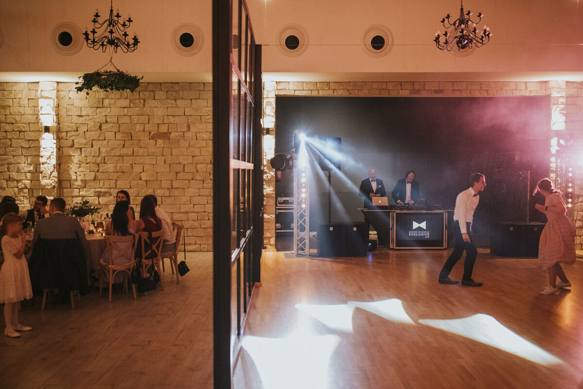 Szlachecki  Dwór w Pobiedniku, reportaż ślubny w Pobiedniku, Ślub pod Krakowem