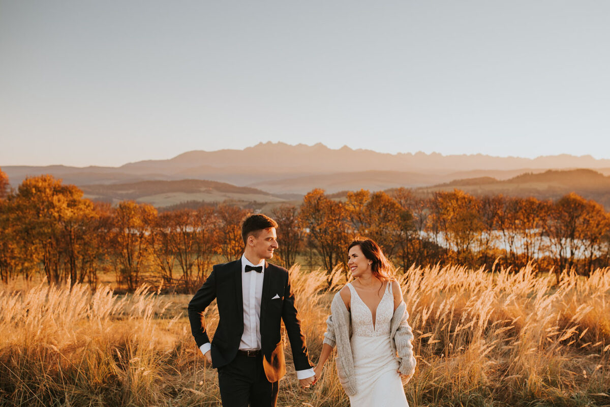 sesja ślubna nad Jeziorem Czorsztyńskim, Jezioro Czorsztyńskie, jesienna sesja ślubna
