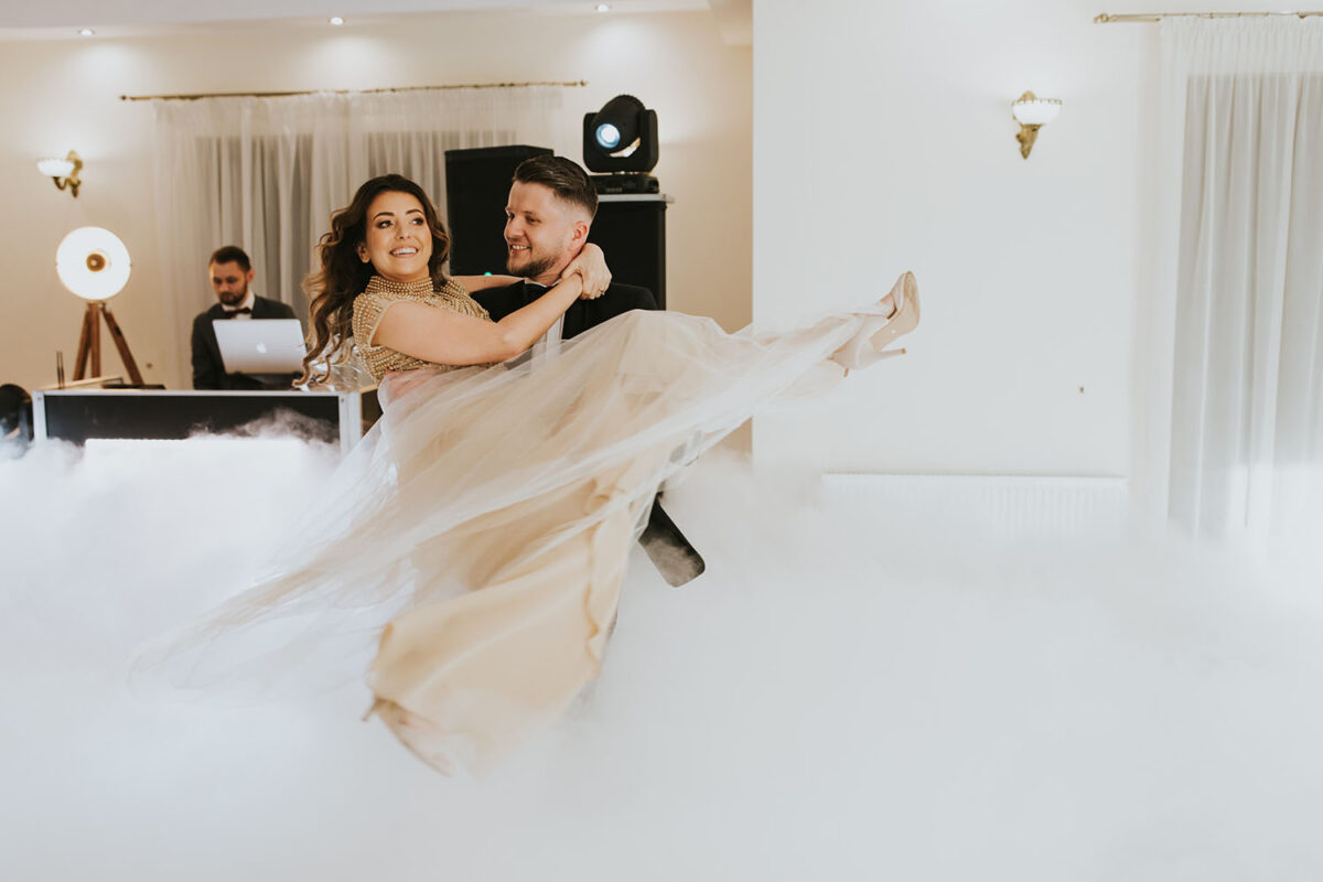 Willa Podlesie, wesele w Willi Podlesie, pierwszy taniec w chmurach